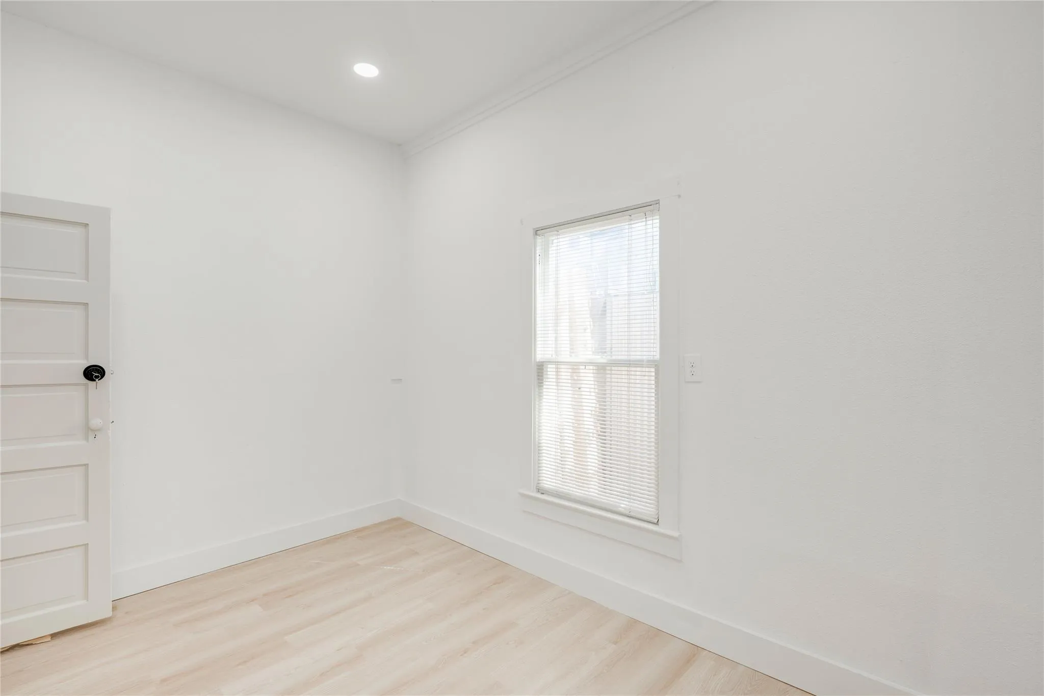 Photo 4 of 81 SAN MARCOS ST #C