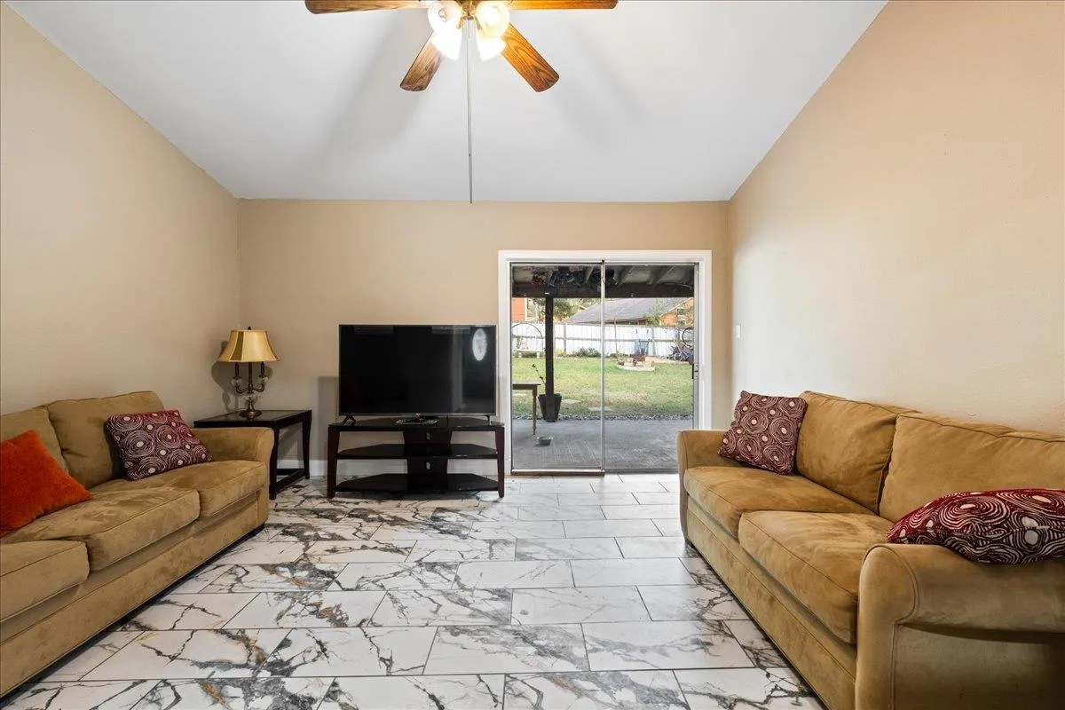 Photo 4 of 5105 PALO BLANCO LN