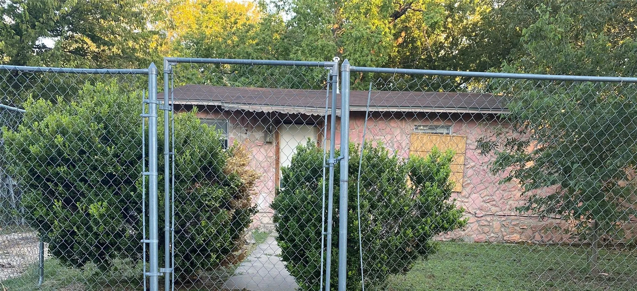 Photo of 1105 RICHARDINE AVE, Austin, TX, 78721