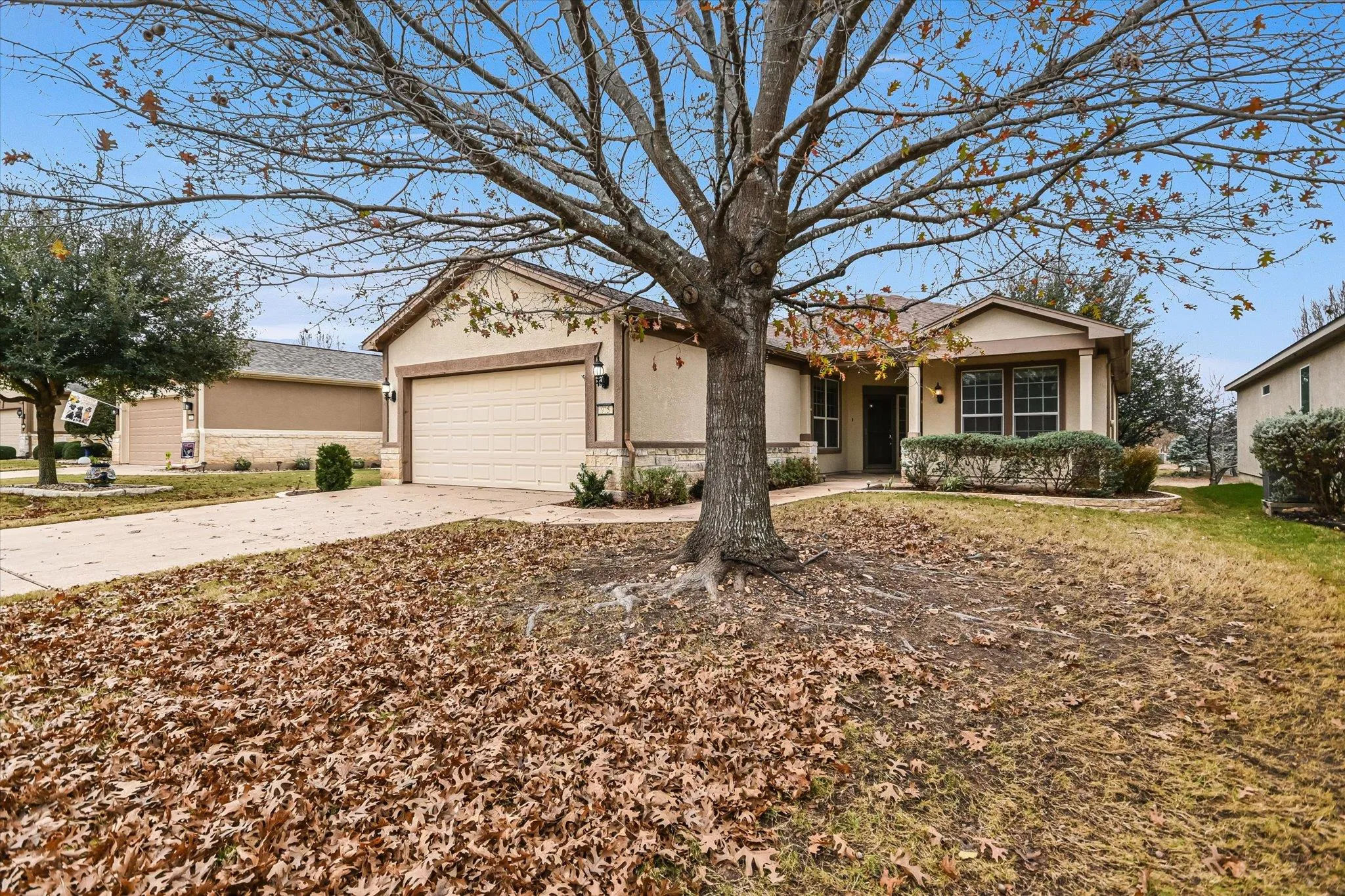 Photo of 915 APACHE MOUNTAIN LN, Georgetown, TX, 78633
