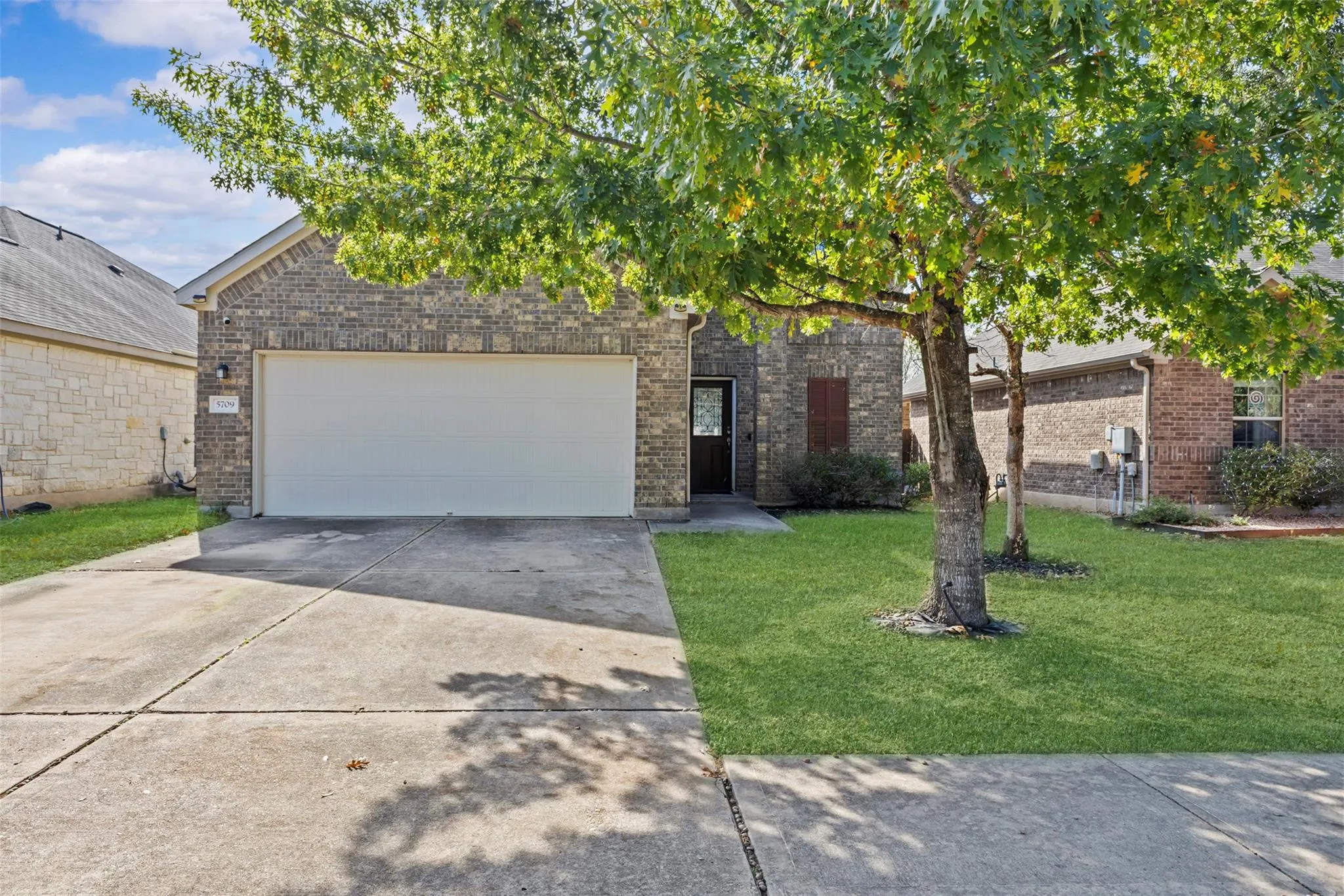 Photo 4 of 5709 ZACHARY SCOTT ST