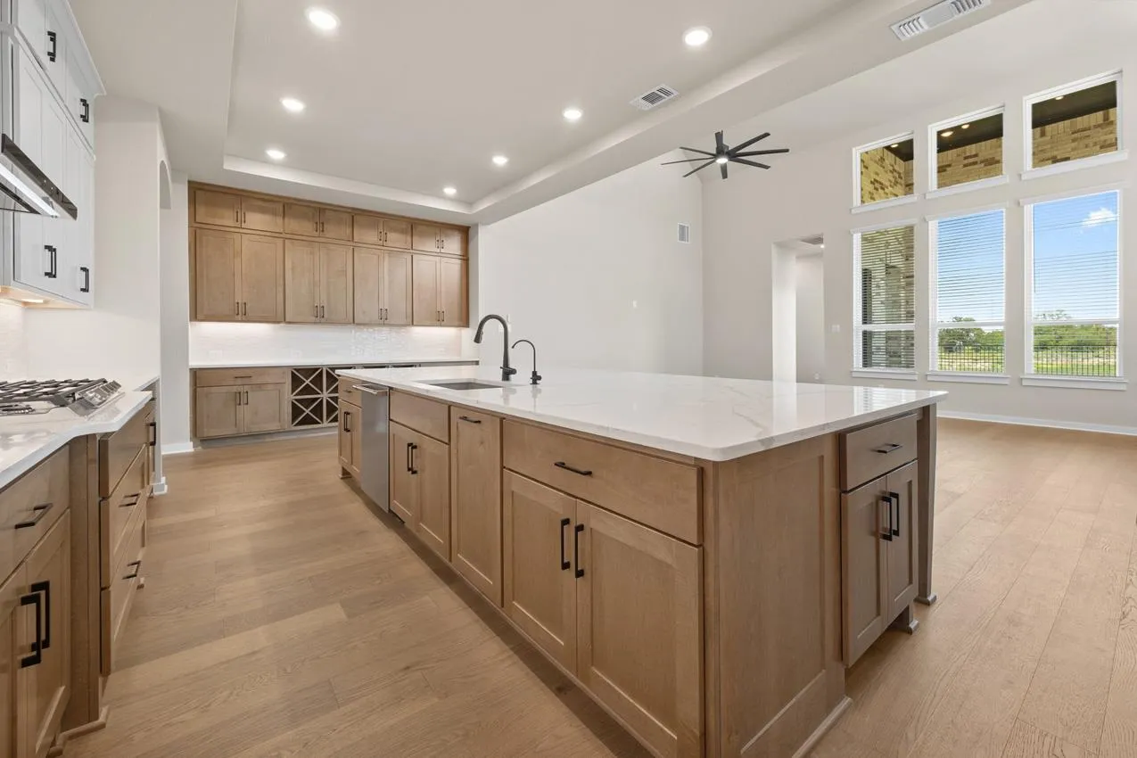 Photo 2 of 108 RIBERA DR