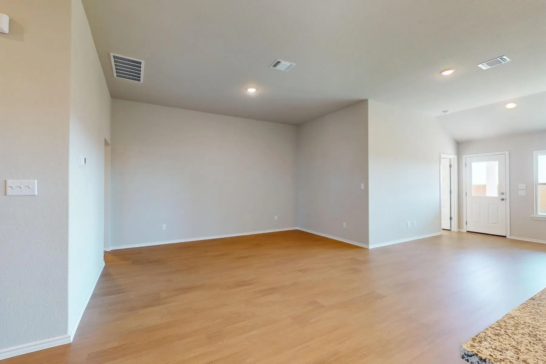 Photo 4 of 13701 WARNOCK TRL