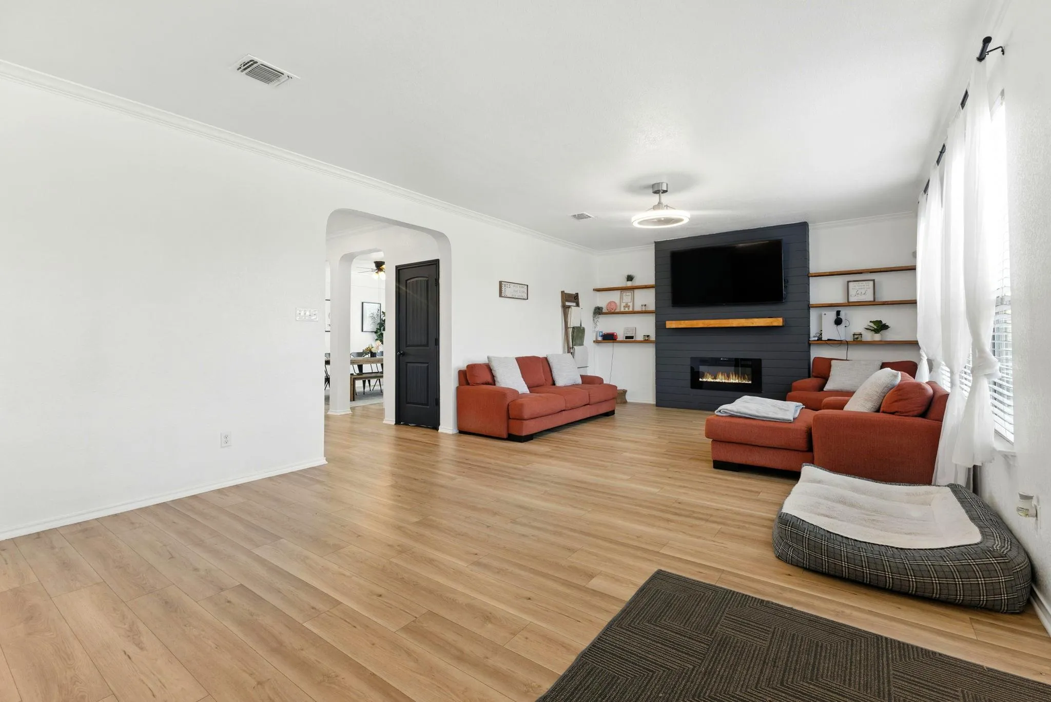 Photo 5 of 12508 FRANKLIN D ROOSEVELT ST