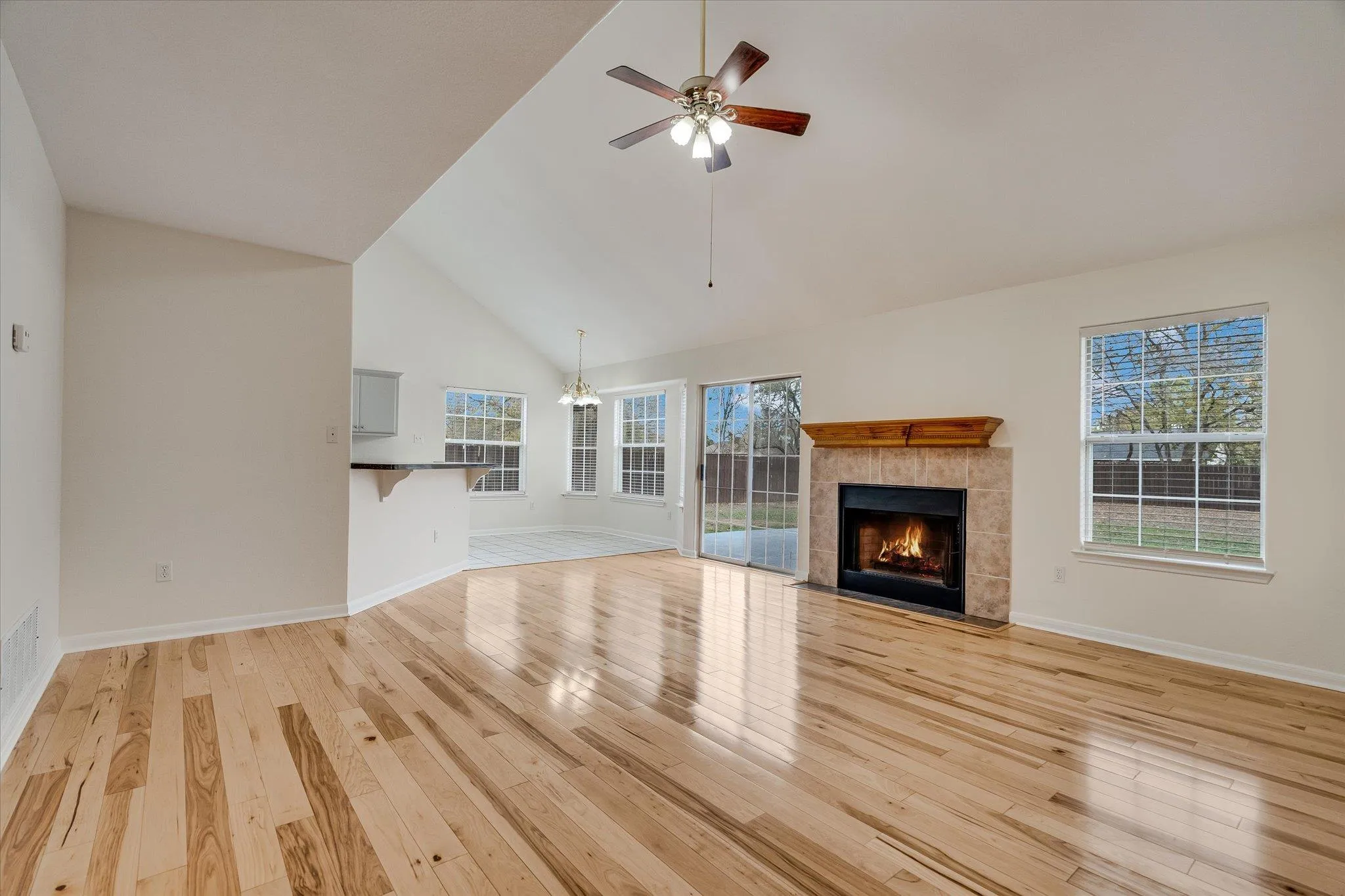 Photo 4 of 134 LAUMAIA LN