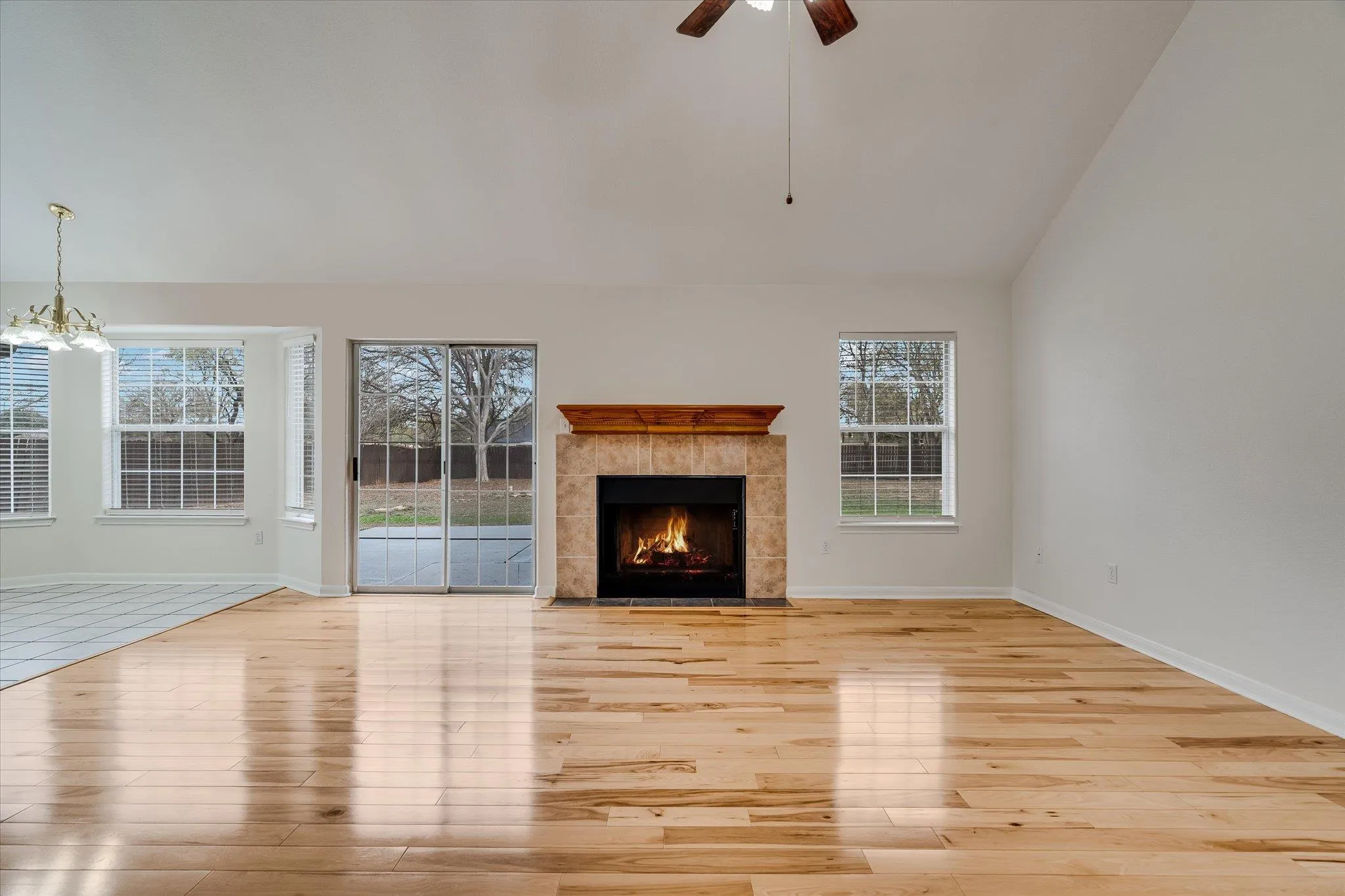 Photo 3 of 134 LAUMAIA LN