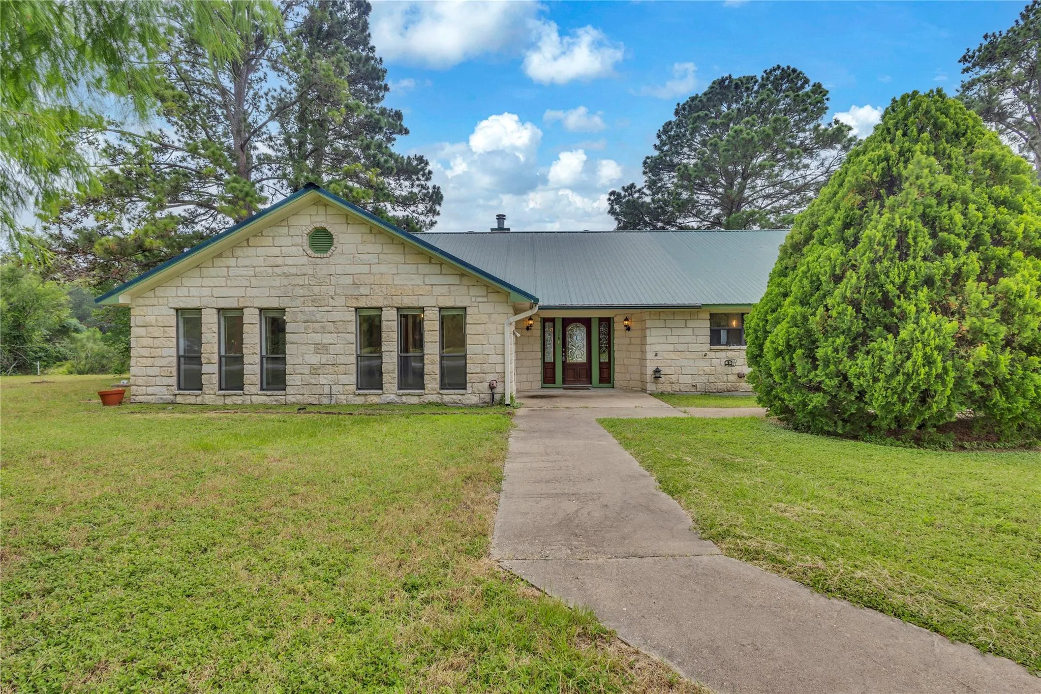 Photo of 116 SHORE FRONT DR, Bastrop, TX, 78602