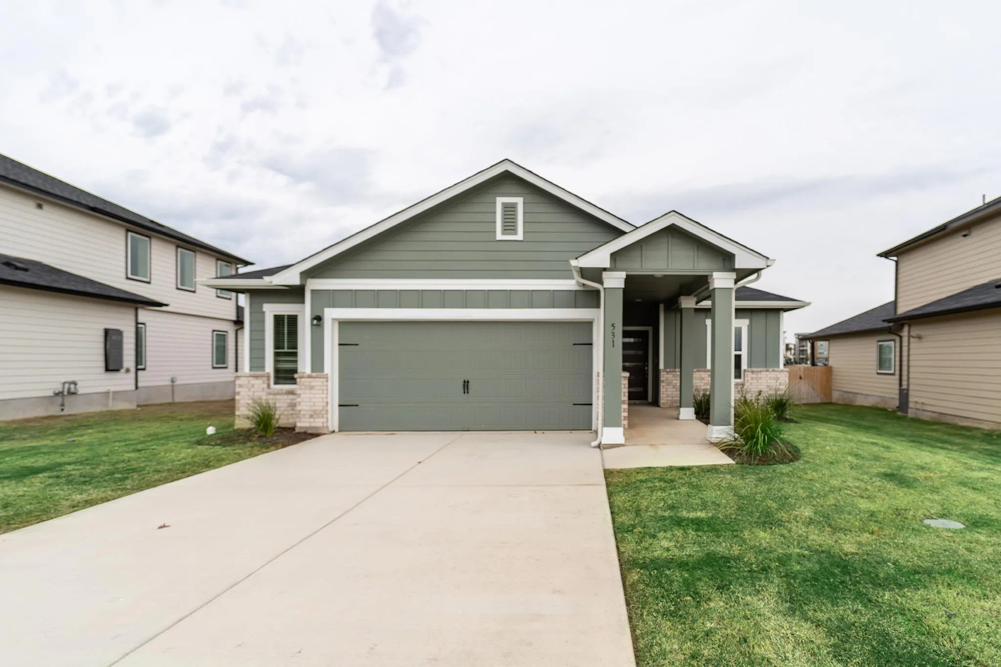 Photo of 531 YELLOWSTONE DR, Kyle, TX, 78640