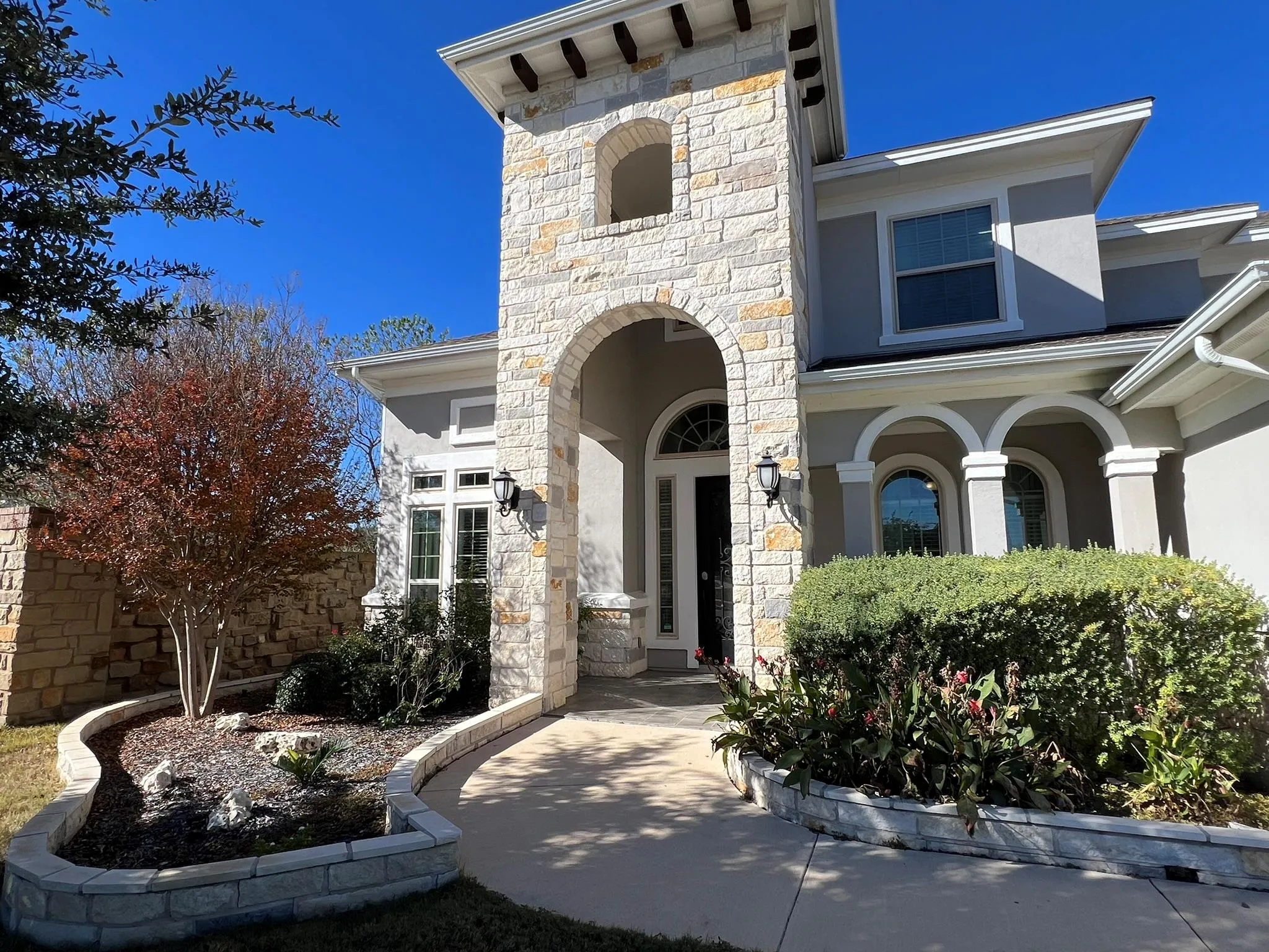 Photo 2 of 4121 CAPPELLO WAY