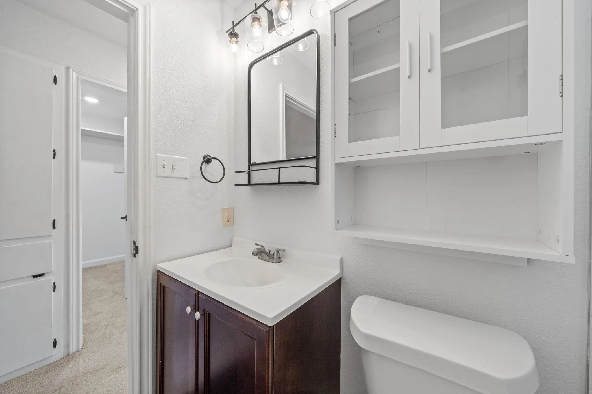 Photo 5 of 2507 WESTERN TRAILS BLVD