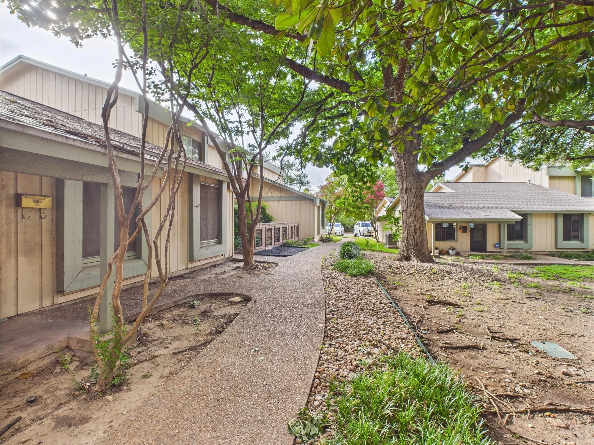 Photo of 9520 QUAIL VILLAGE LN, Austin, TX, 78758