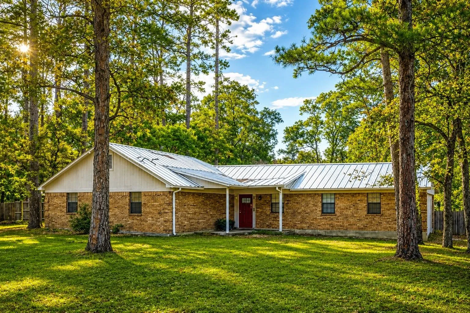 Photo of 326 PINE VIEW LOOP, Bastrop, TX, 78602