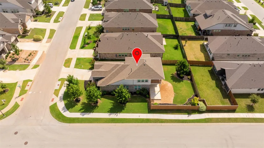 Water Oak is Located between Hwy. 29 and the South Fork of the San Gabriel River The community has easy access to I-35 as well as historic downtown square in Georgetown.Additionally, residents have access to an amenity center with a pool as well as hike and bike trails that run throughout the development.