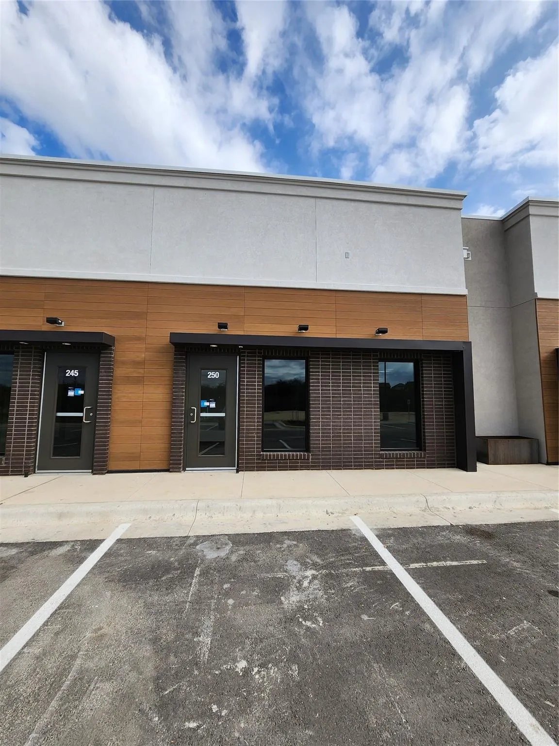 Photo of 2261 GATTIS SCHOOL RD #250, Round Rock, TX, 78664