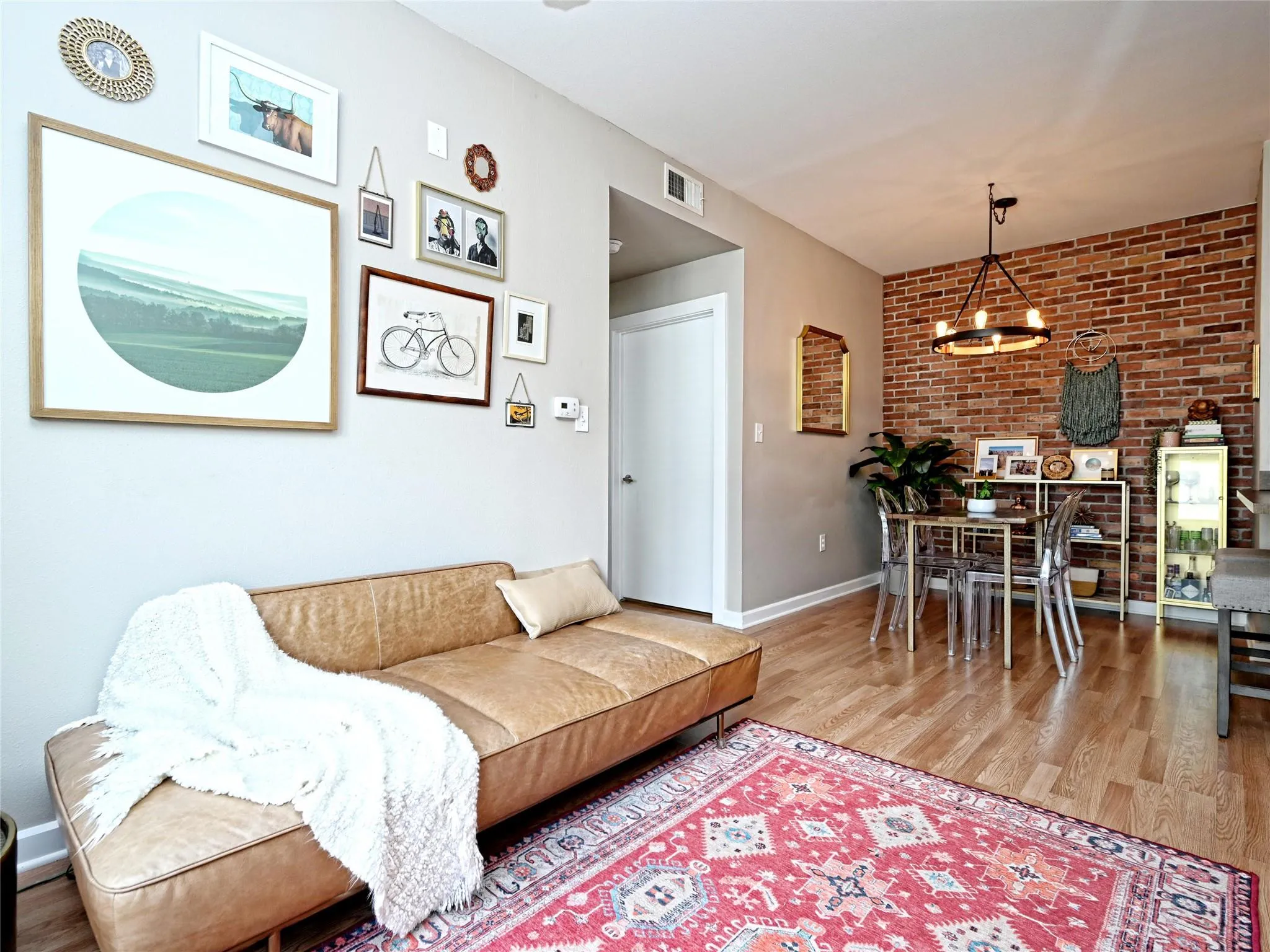 Photo 5 of 1201 GROVE BLVD #1604