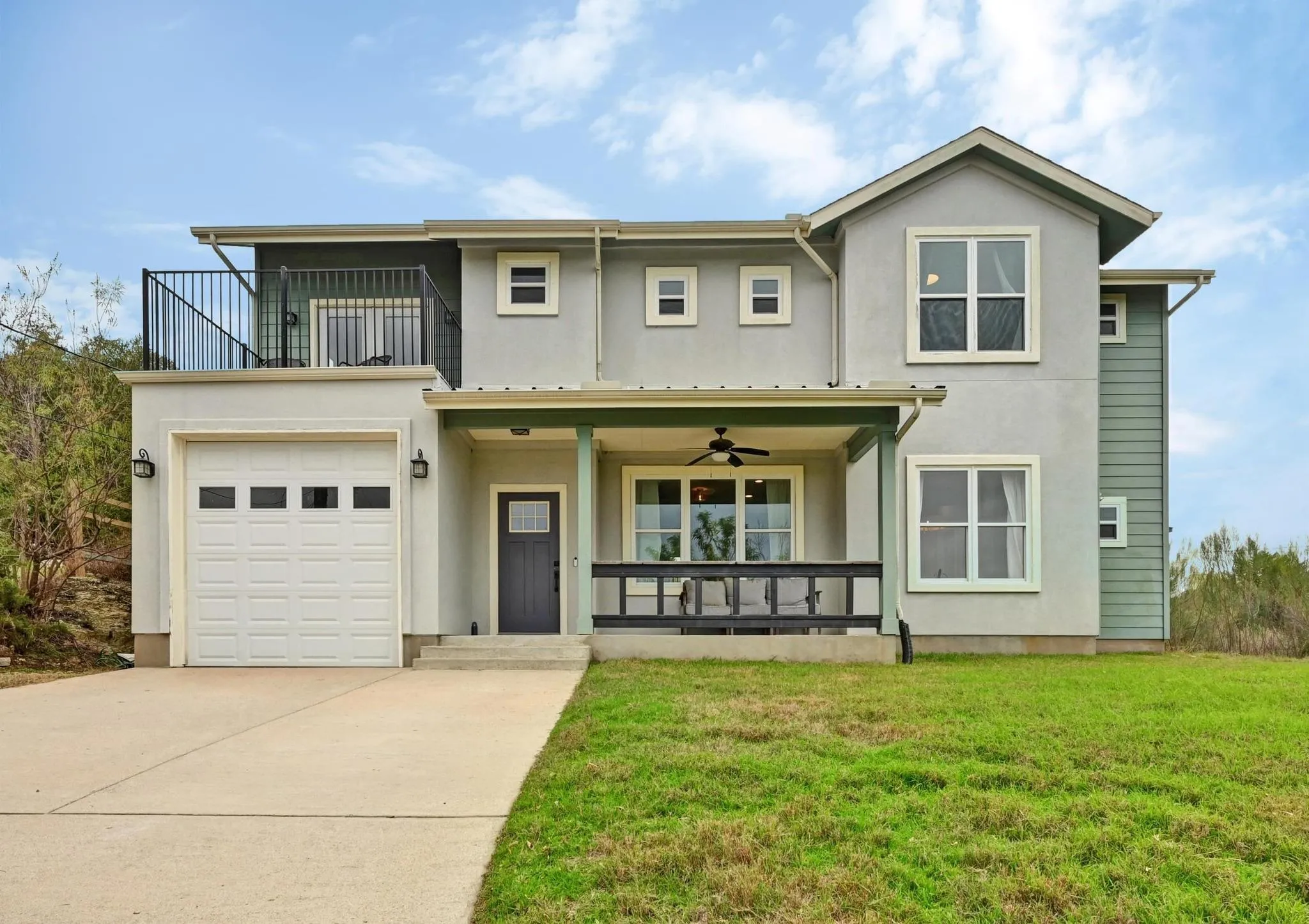 Photo of 17305 LAKE WOOD CIR, Dripping Springs, TX, 78620