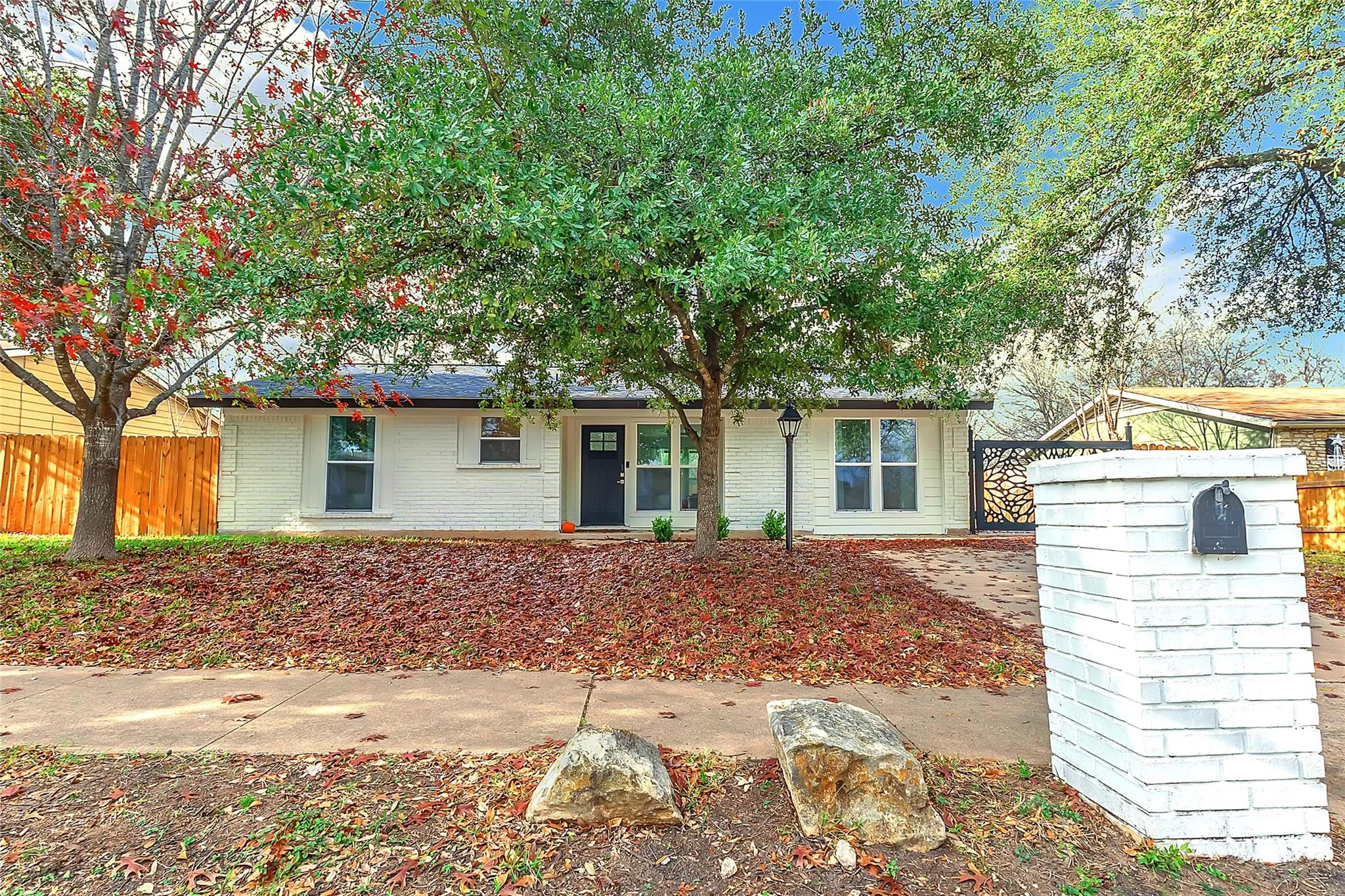 Photo of 6300 MERRIWOOD DR, Austin, TX, 78745