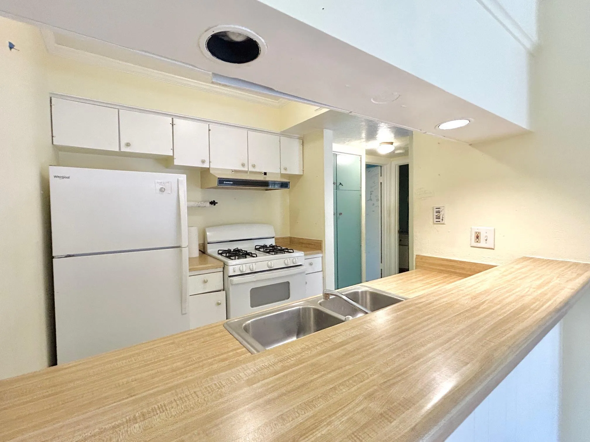Photo 5 of 7801 SHOAL CREEK BLVD #246