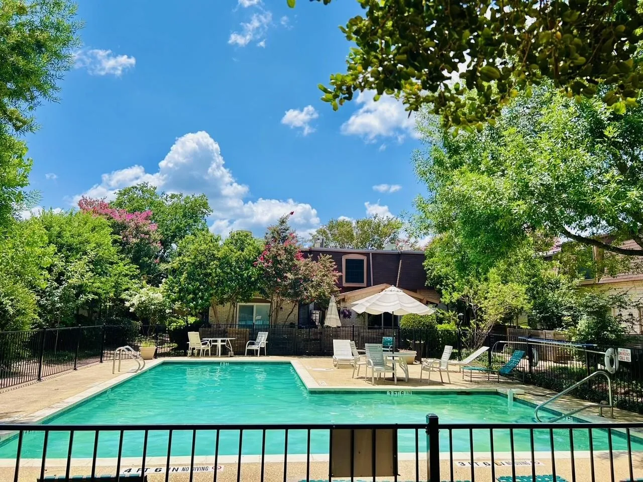 Photo 2 of 7801 SHOAL CREEK BLVD #246