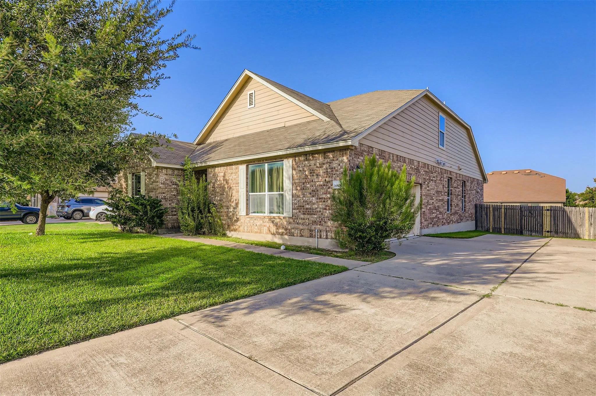 Photo 3 of 18808 STAR GAZER WAY
