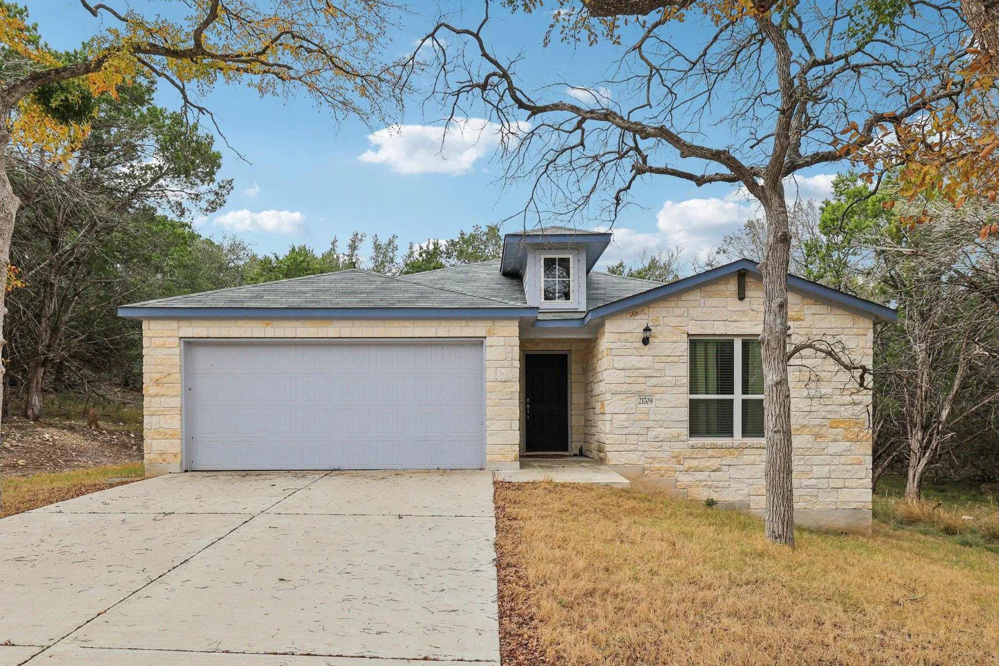 Photo 4 of 21709 OSAGE LN