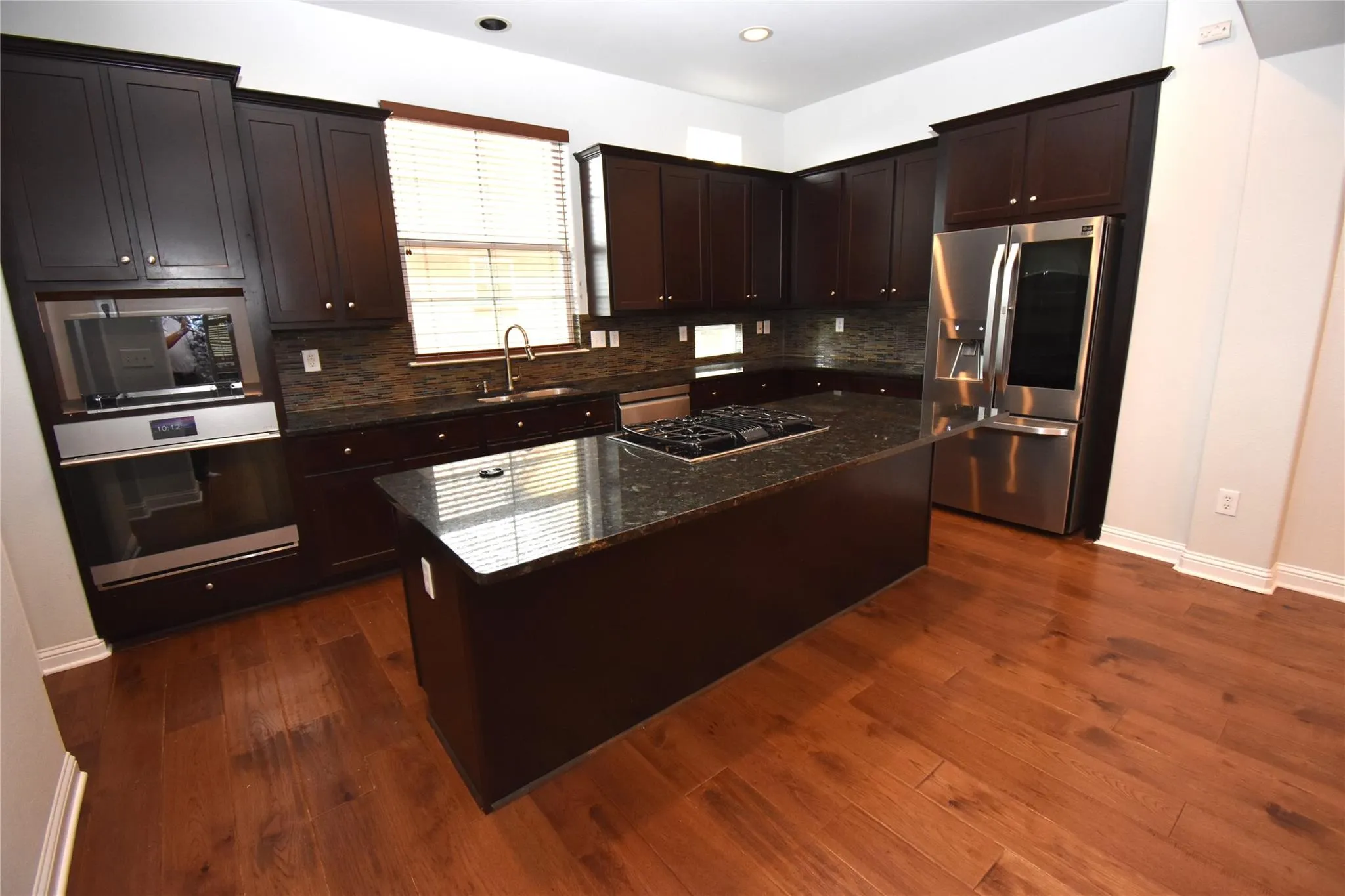 Photo 3 of 12105 TERRAZA CIR #67