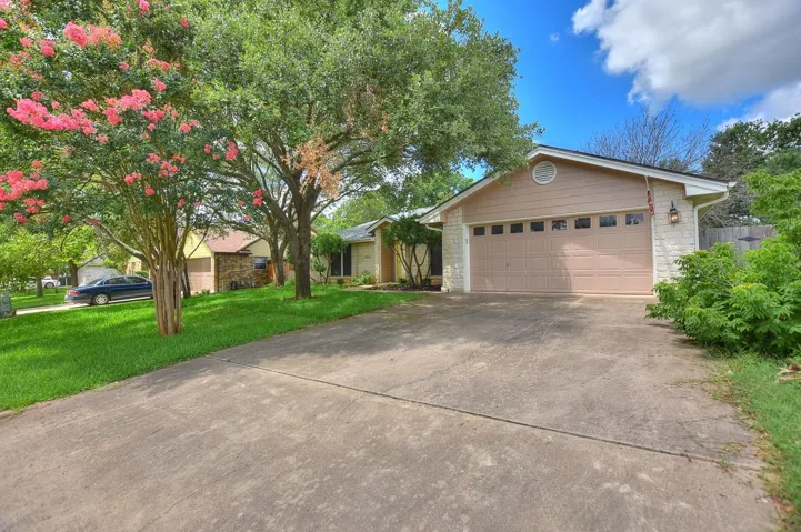 Single story home