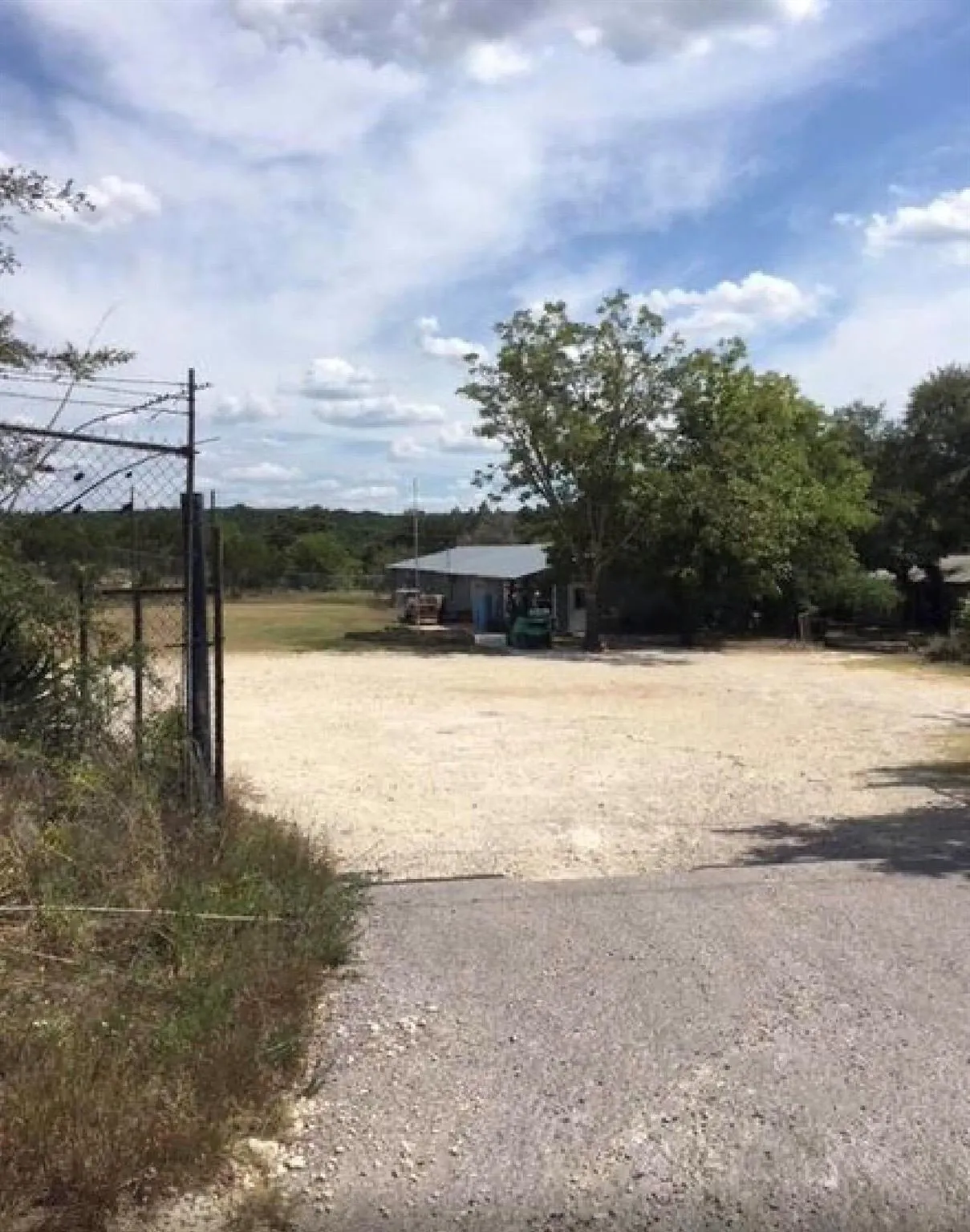 Photo 2 of 13033 HIGHWAY FM 2769 NONE