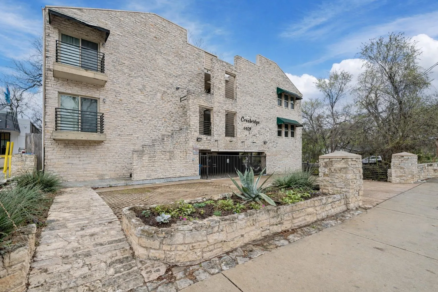 Photo of 4409 DUVAL ST #305, Austin, TX, 78751