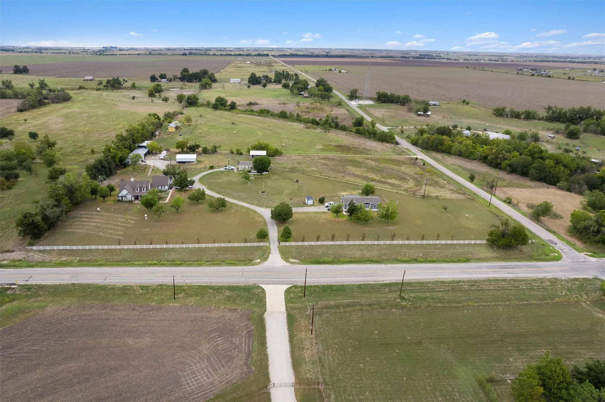 Photo 2 of 16351 FM 1660 NONE