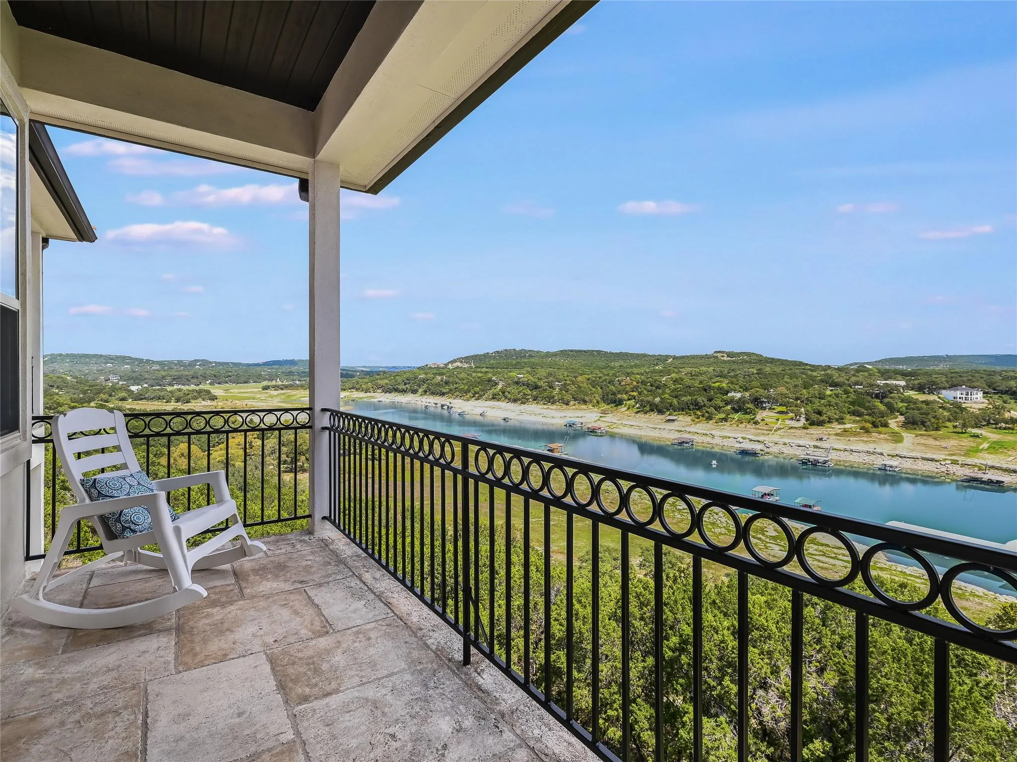 Photo of 17545 E REED PARKS RD #5, Jonestown, TX, 78645
