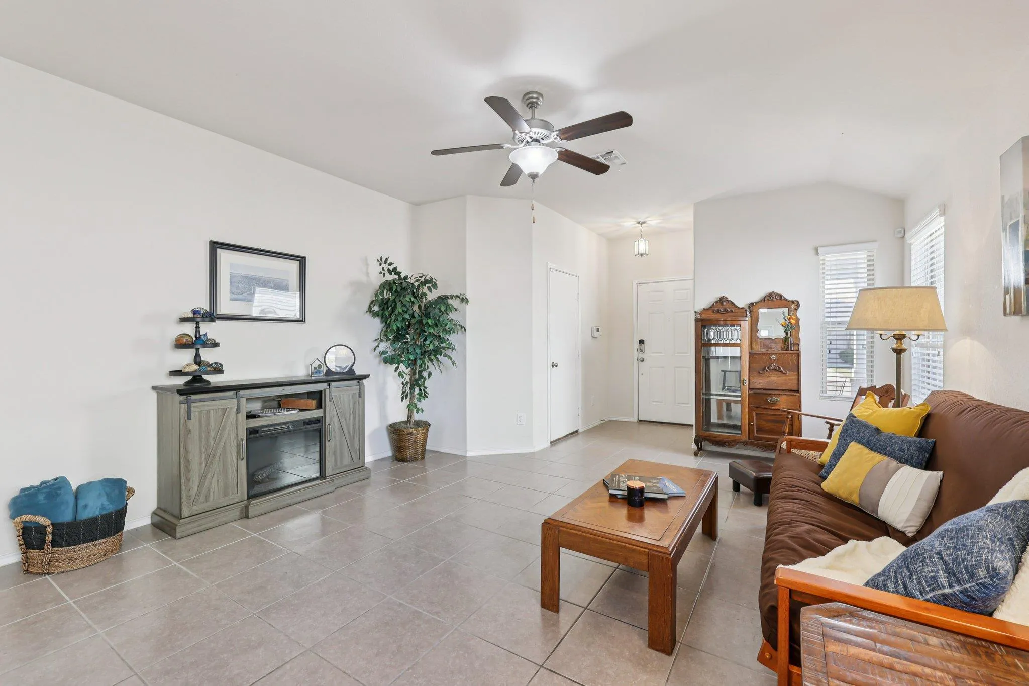 Photo 4 of 524 SHIMEK ST #15A
