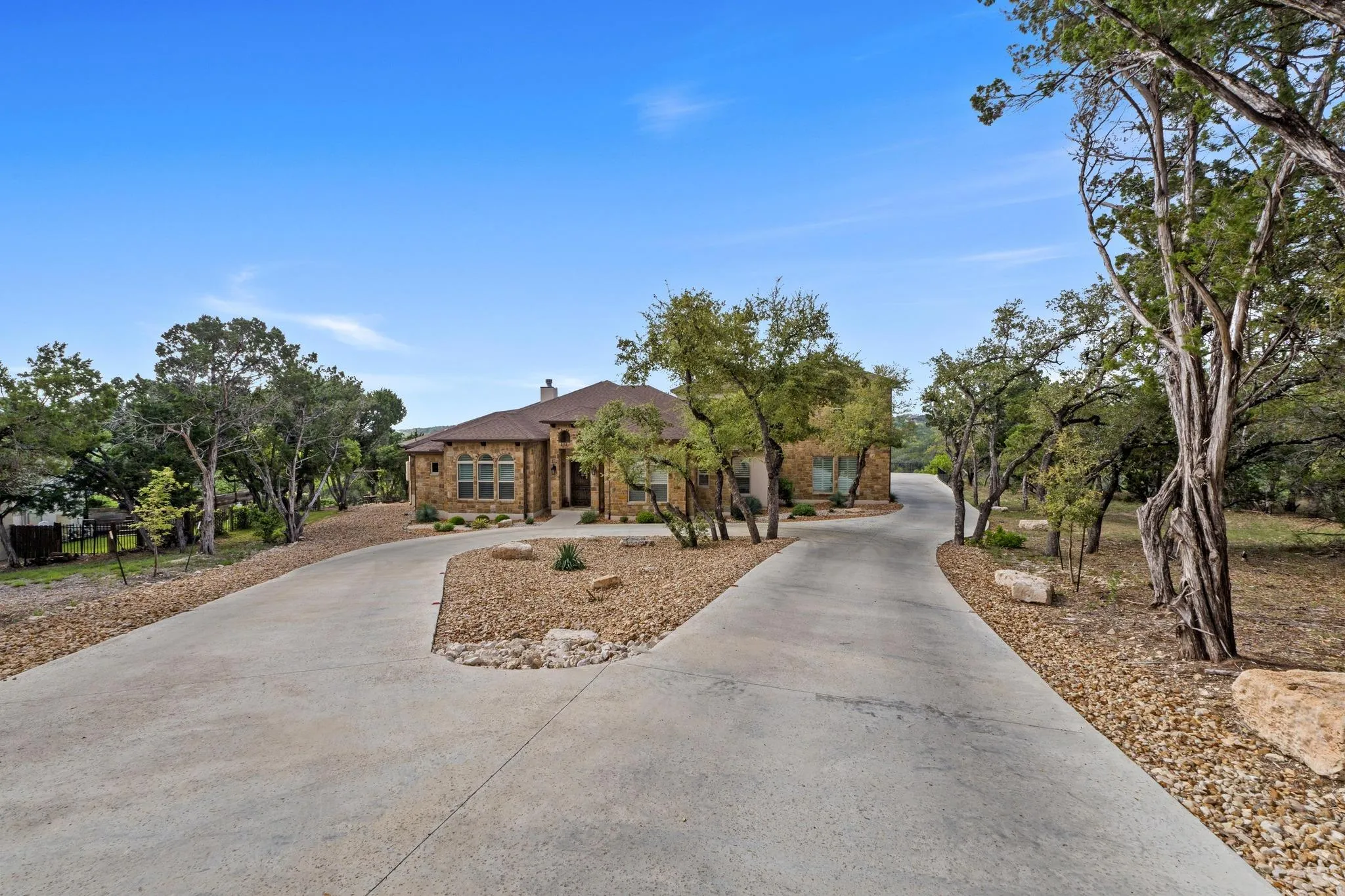 Photo 5 of 18817 HIDDEN RIDGE PL