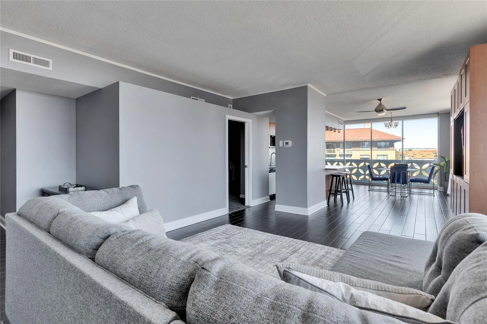 Photo 2 of 1801 LAVACA ST #5D