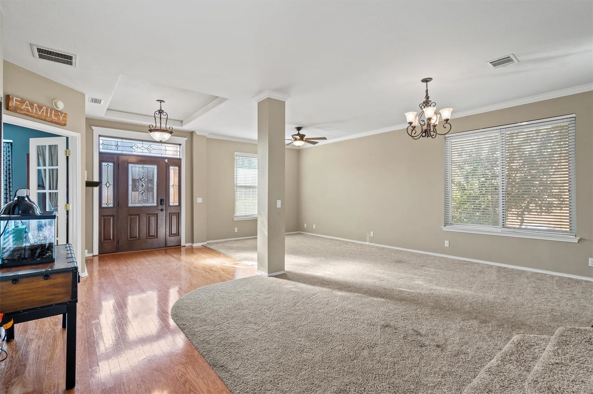 Photo 4 of 3959 LORD BYRON CIR
