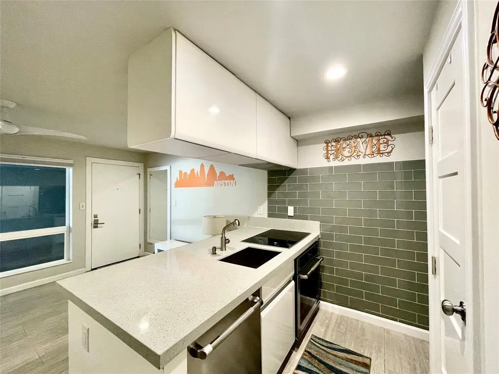 Photo of 3110 RED RIVER ST #D-107, Austin, 78705