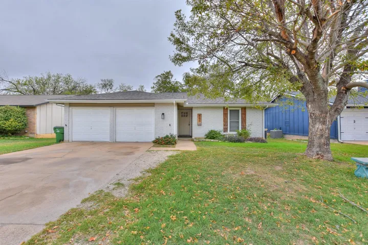 900 Cactus Dr, Round Rock, Texas 78681