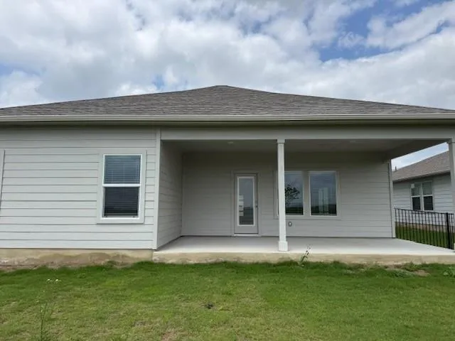 Photo 5 of 17004 LOMOND WAY