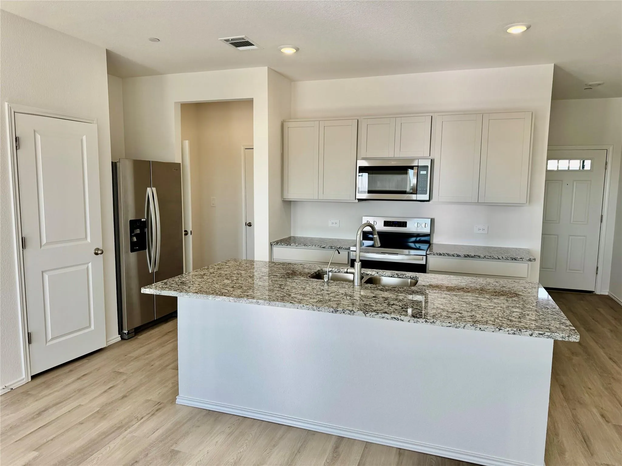 Photo 2 of 12813 SUMMER VILLAGE DR