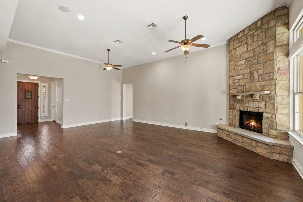 Photo 2 of 404 AMIATA AVE #34