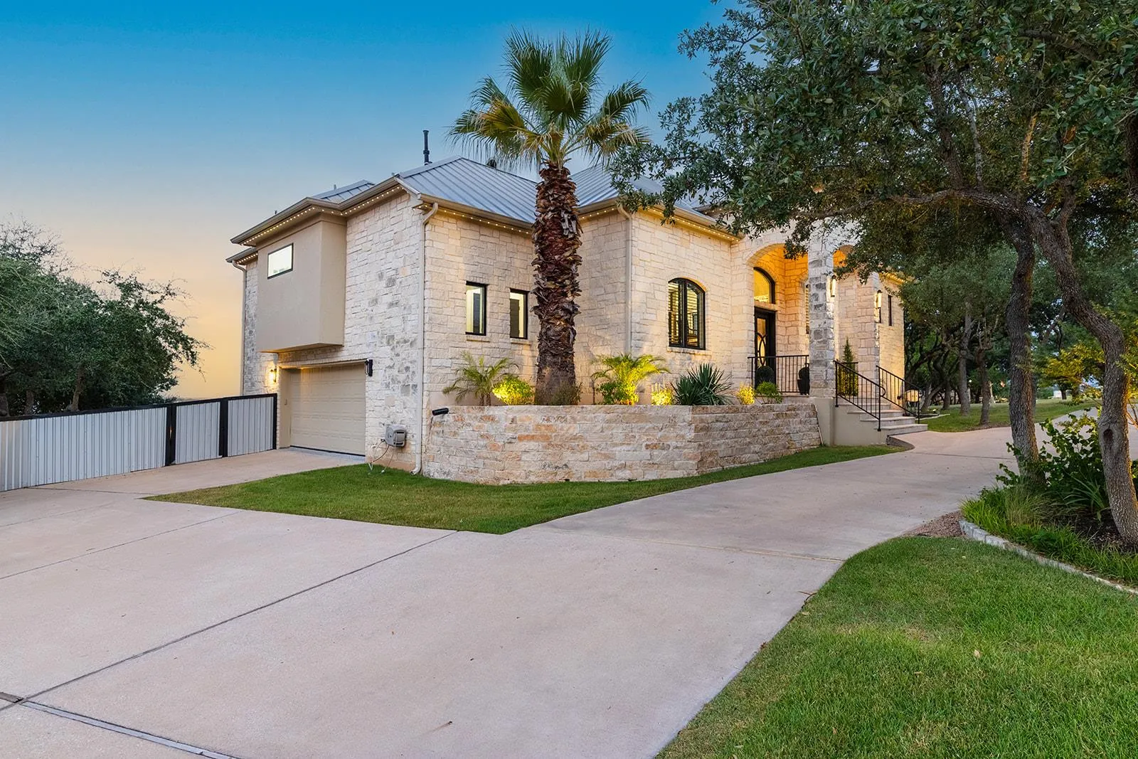 Photo 4 of 20516 QUEEN BEE LN