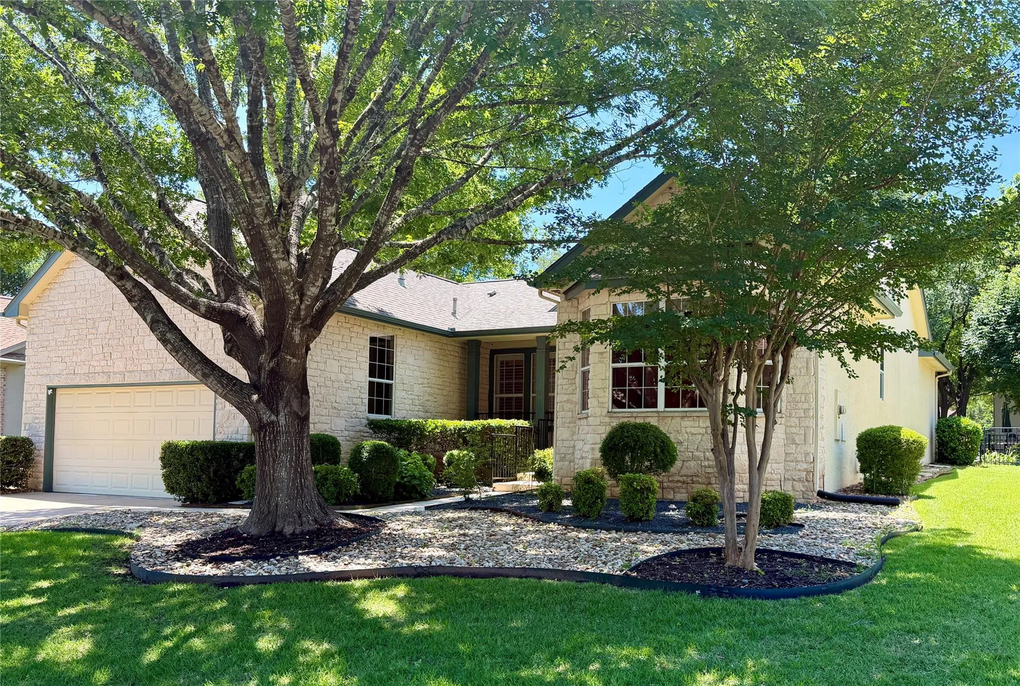 Photo of 120 MOUNTAIN LAUREL WAY, Georgetown, TX, 78633