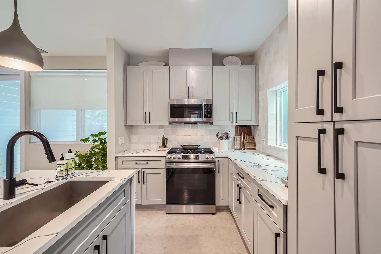 Photo 5 of 7507 BETHUNE AVE #B
