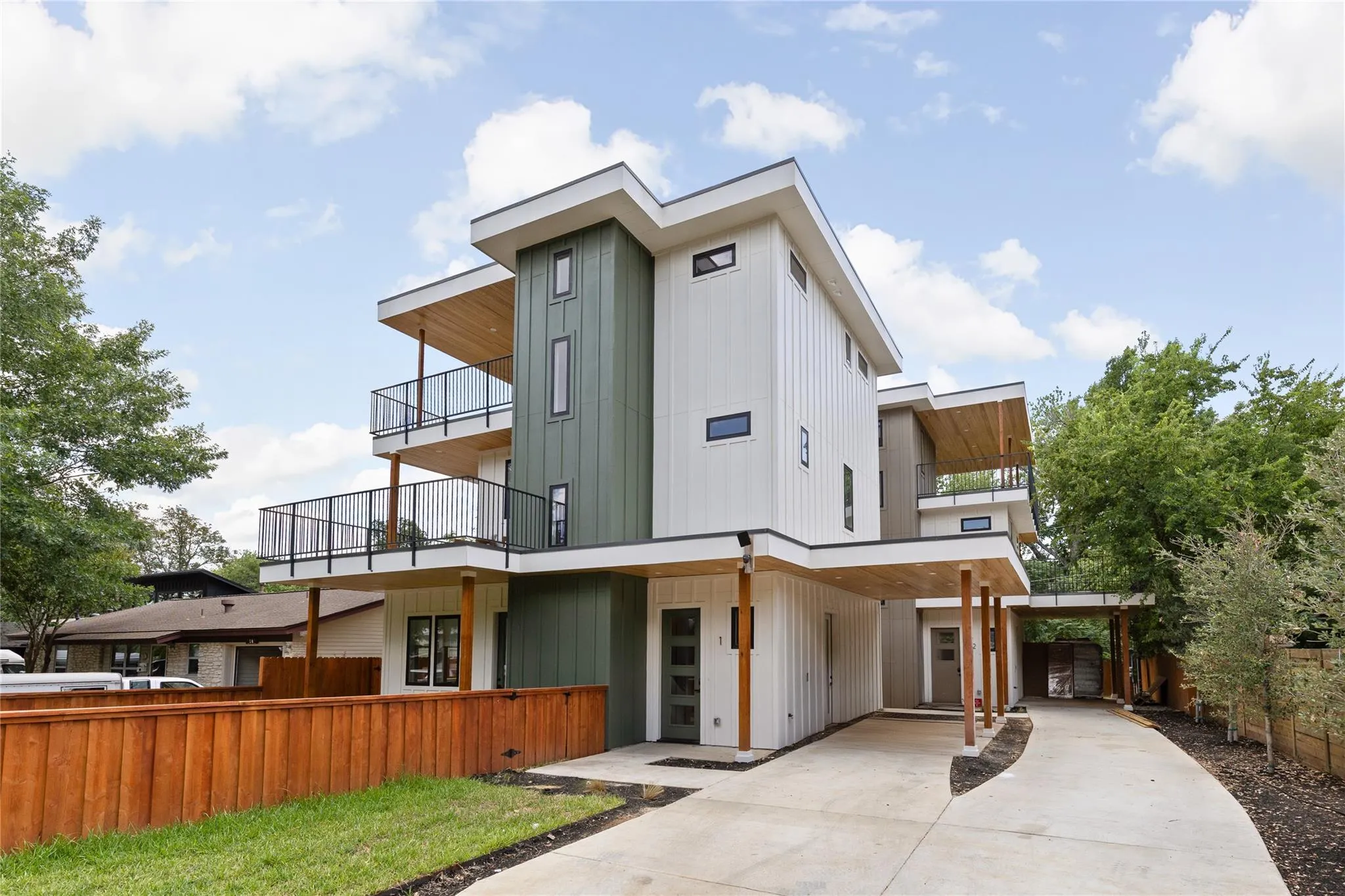 Photo 2 of 4530 CLAWSON RD #1