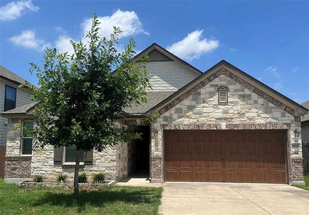Photo of 7117 ONDANTRA BND, Austin, TX, 78744