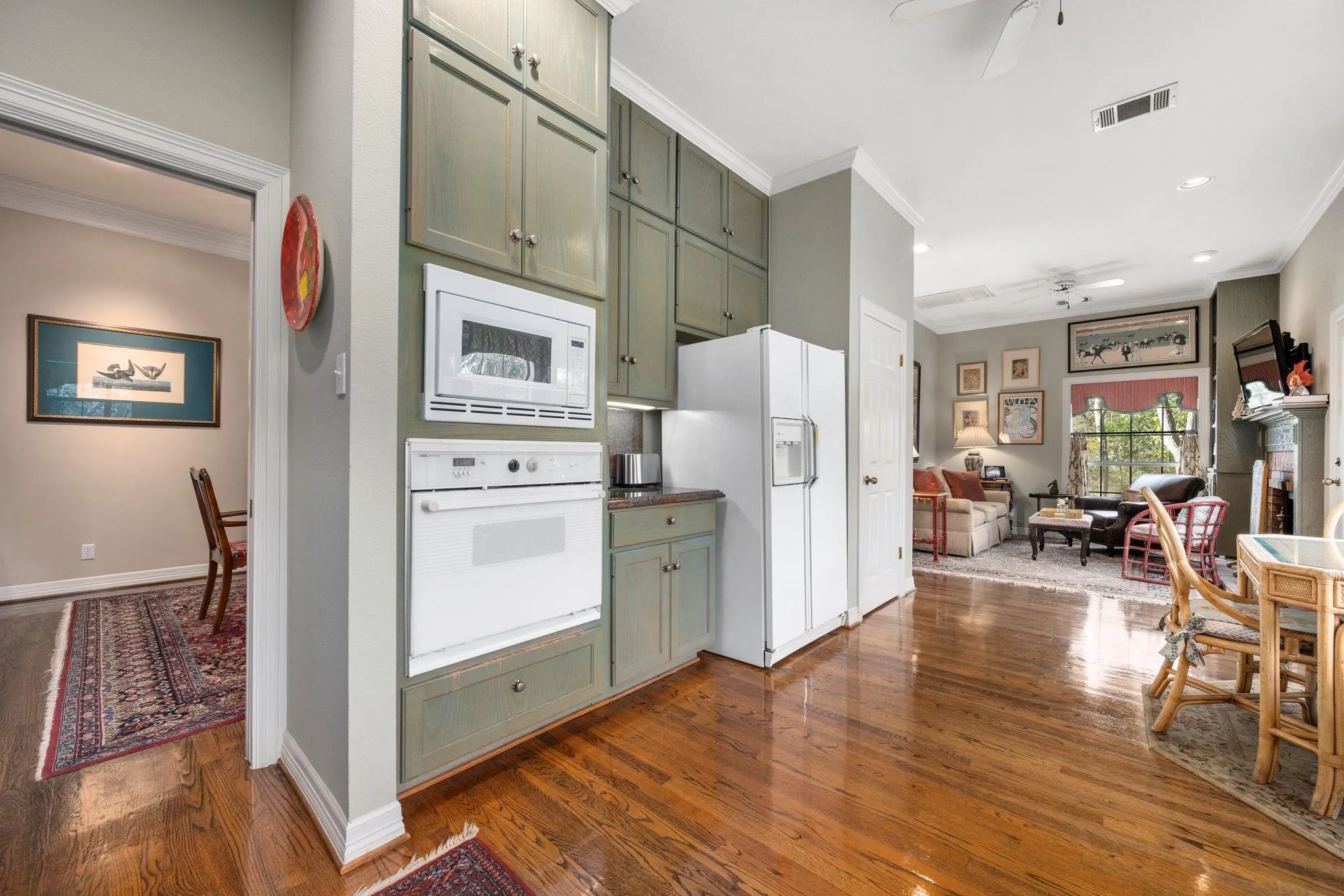 Photo 5 of 2716 HILLVIEW GREEN LN