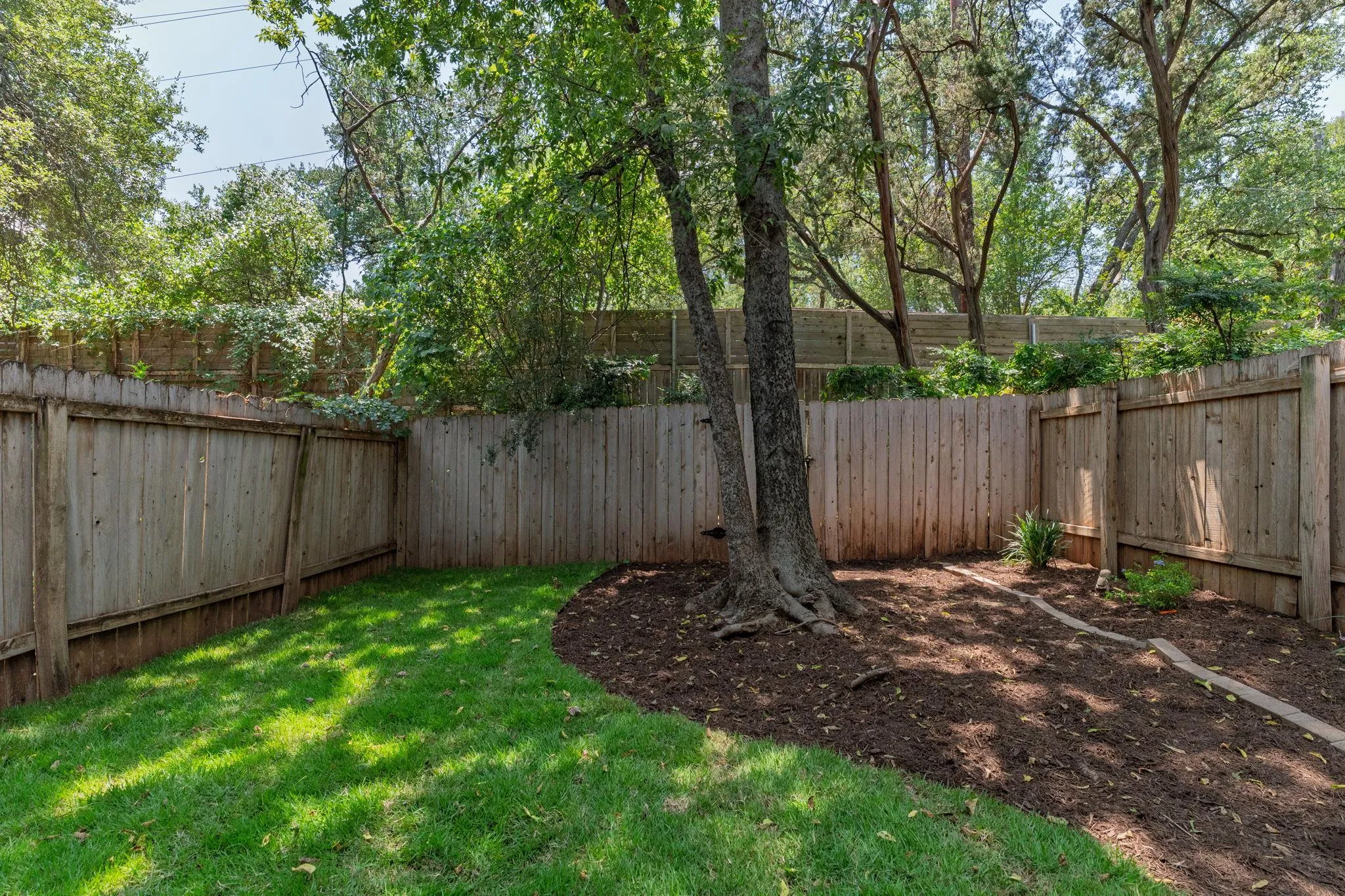 Photo 4 of 3809 SPICEWOOD SPRINGS RD #150