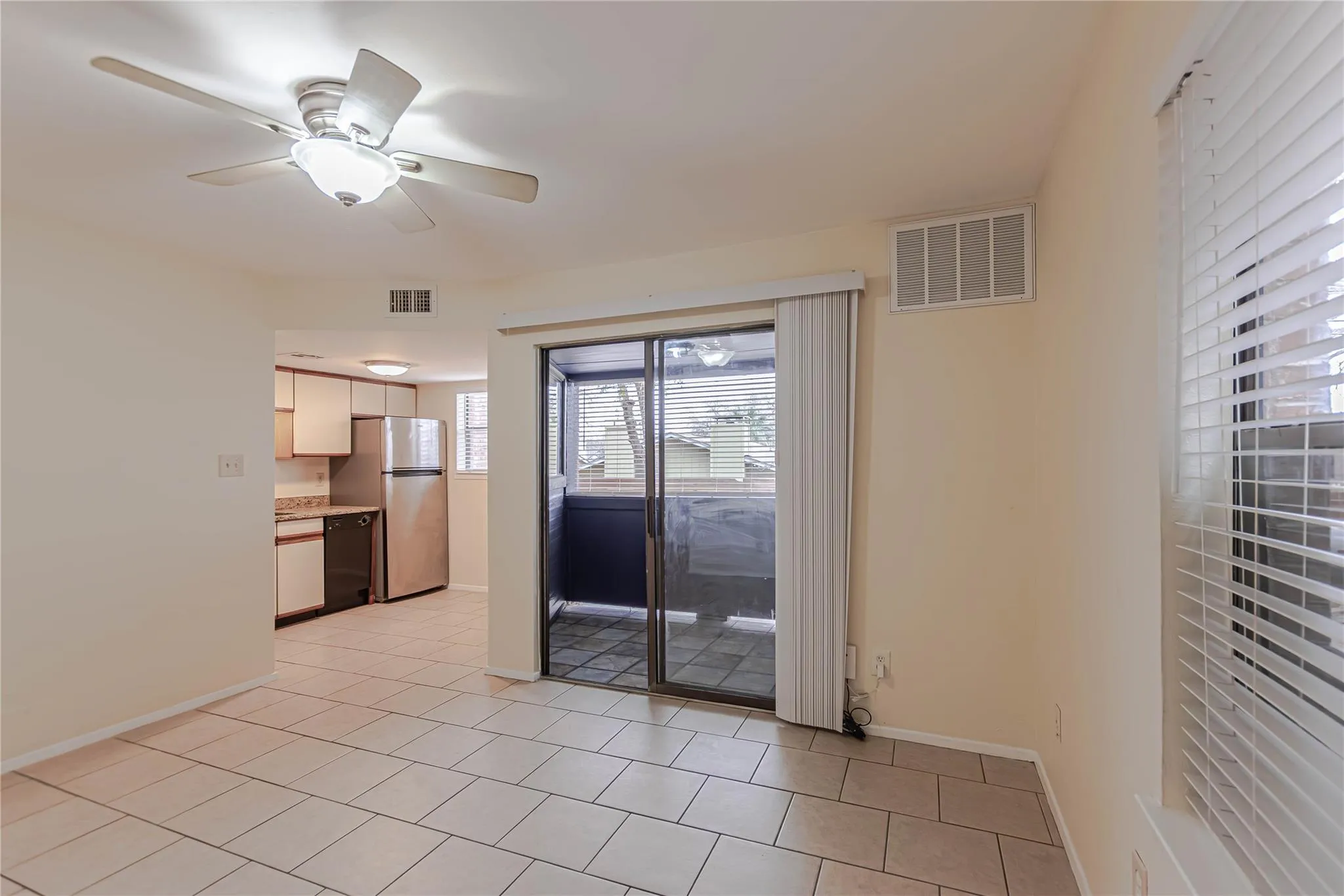 Photo 2 of 2500 BURLESON RD #601