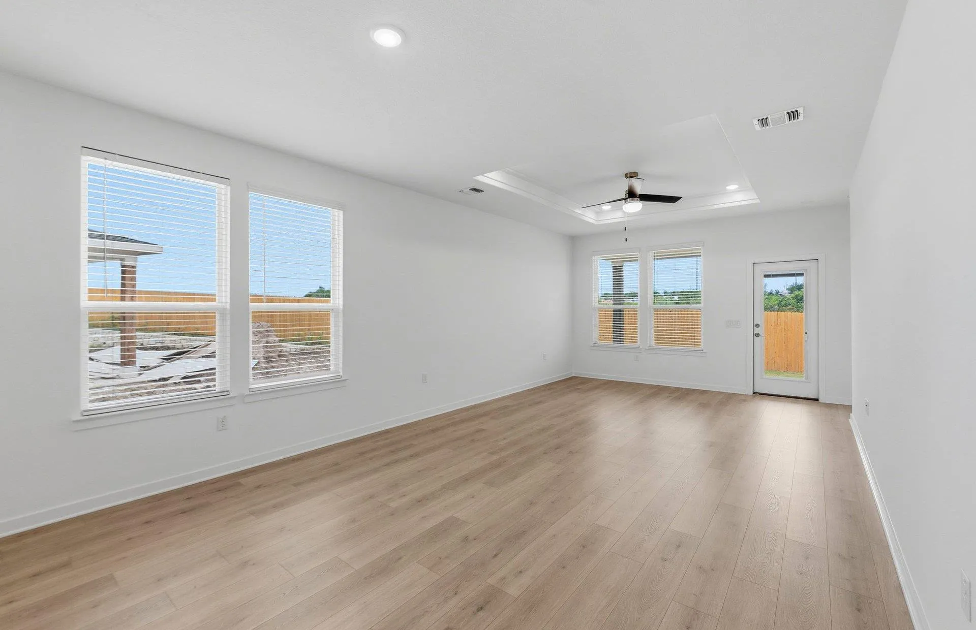 Photo 5 of 5111 MONARDA MINT DR