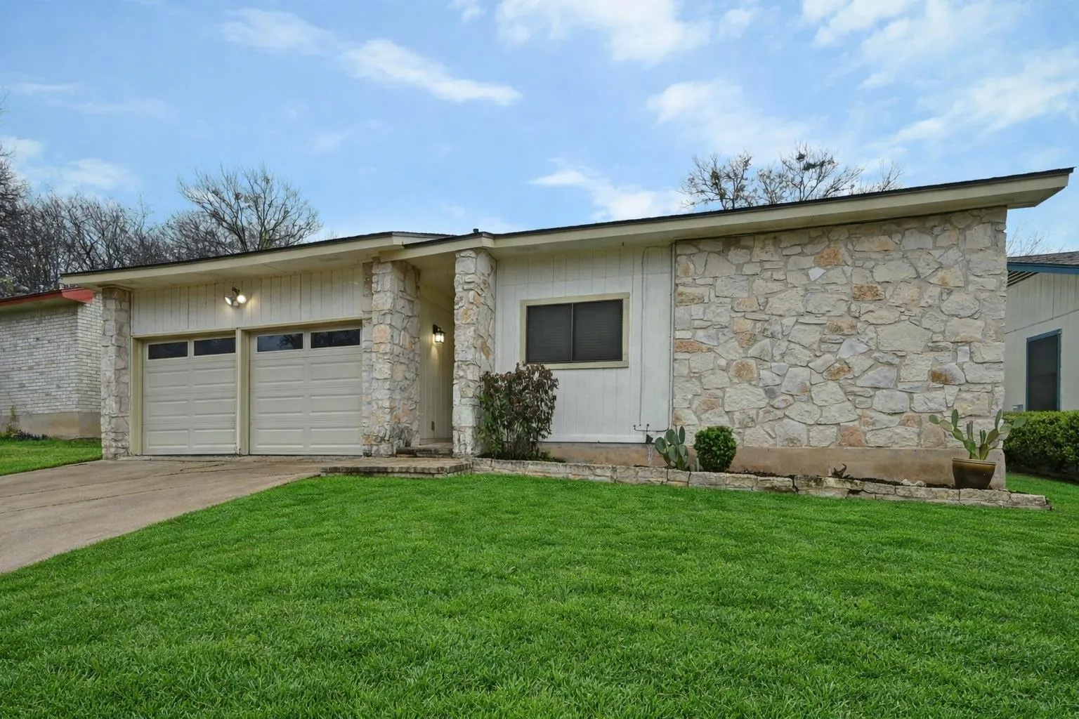 Photo of 4912 CABOB ST, Austin, TX, 78744